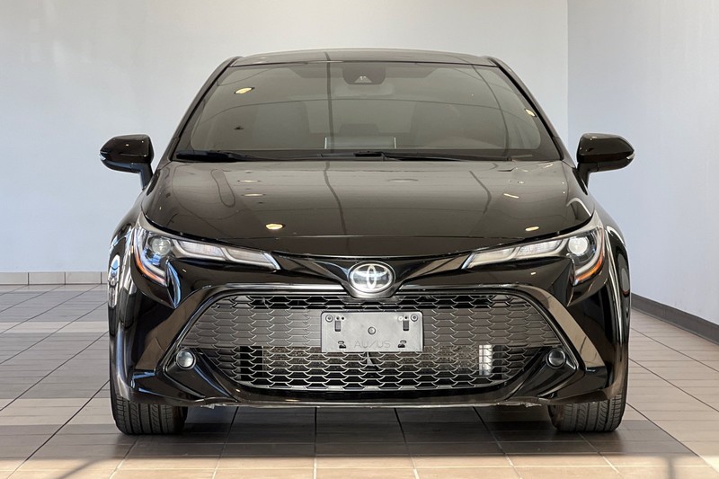 Toyota Corolla Vehicle Full-screen Gallery Image 09