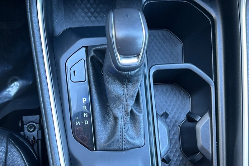 Toyota Grand Highlander Vehicle Full-screen Gallery Image 22