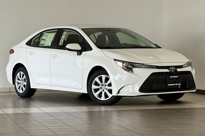 Toyota Corolla Vehicle Full-screen Gallery Image 02