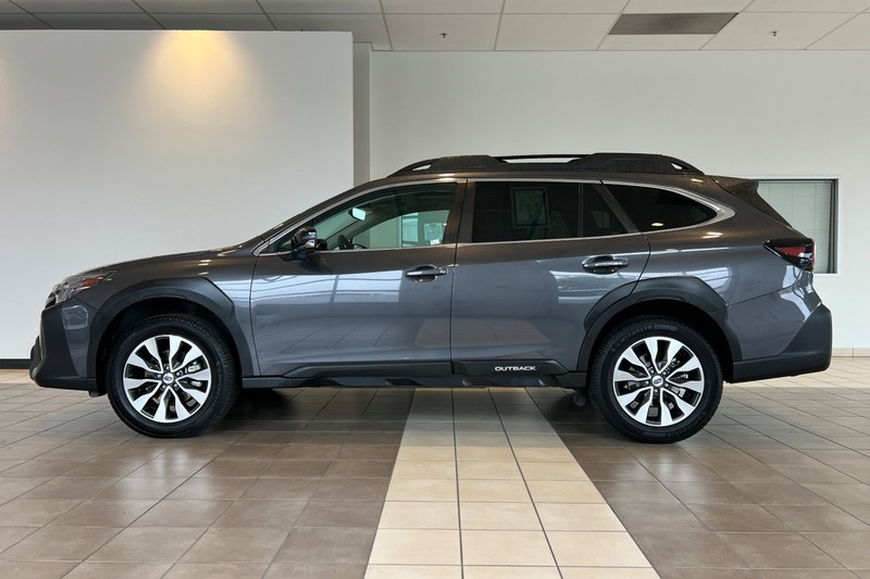 Subaru Outback Vehicle Full-screen Gallery Image 07