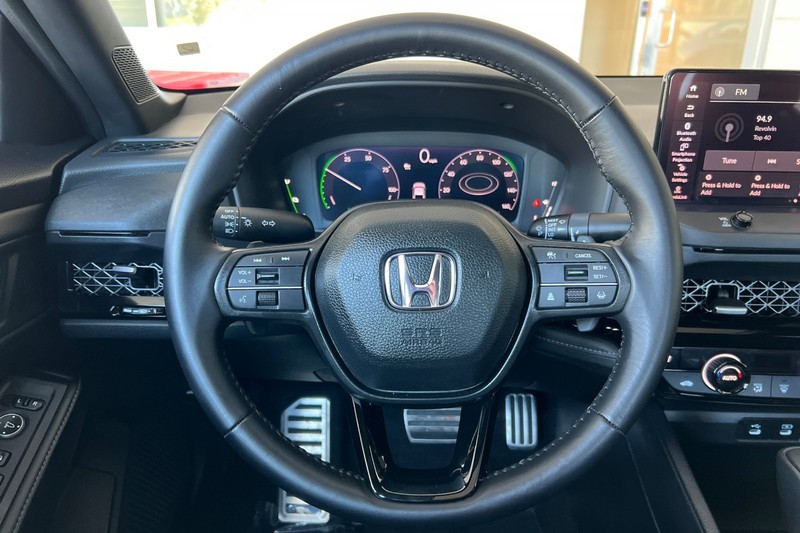 Honda Accord Hybrid Vehicle Full-screen Gallery Image 22