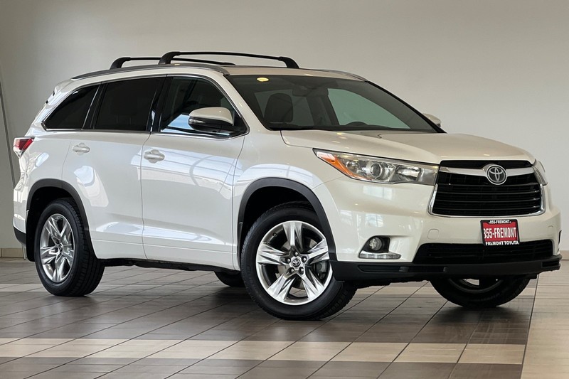 Toyota Highlander Vehicle Full-screen Gallery Image 02
