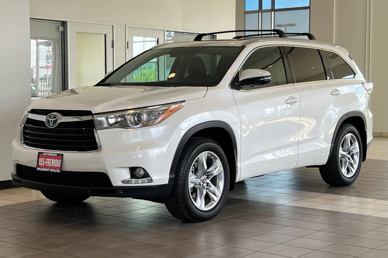 Toyota Highlander Vehicle Full-screen Gallery Image 08