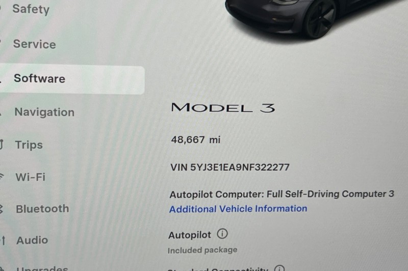 Tesla Model 3 Vehicle Full-screen Gallery Image 22