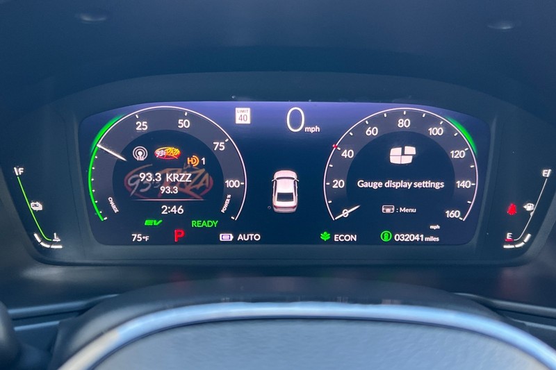 Honda Accord Hybrid Vehicle Full-screen Gallery Image 23