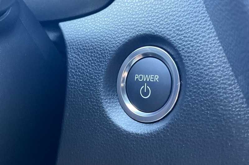 Toyota Corolla Vehicle Full-screen Gallery Image 19