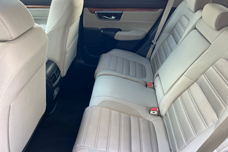 Honda CR-V Vehicle Full-screen Gallery Image 12