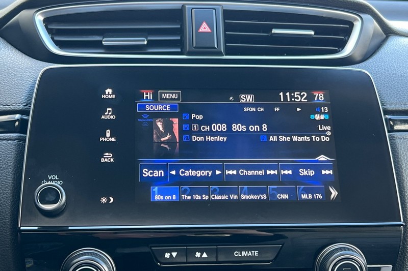 Honda CR-V Vehicle Full-screen Gallery Image 18