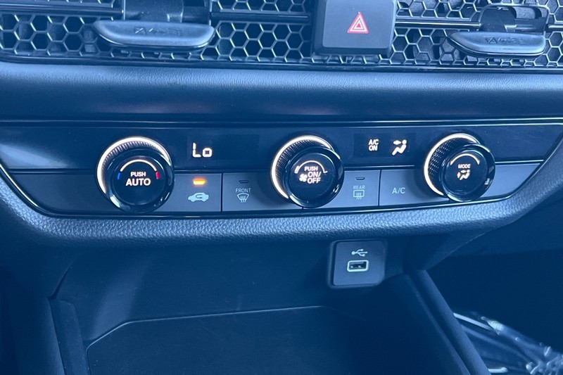 Honda HR-V Vehicle Full-screen Gallery Image 20