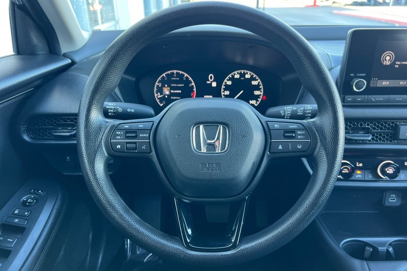 Honda HR-V Vehicle Full-screen Gallery Image 23