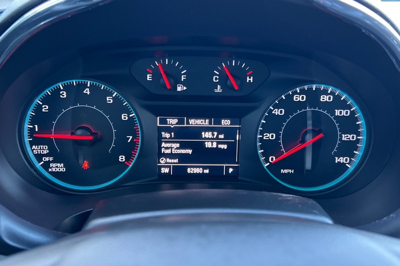 Chevrolet Malibu Vehicle Full-screen Gallery Image 23