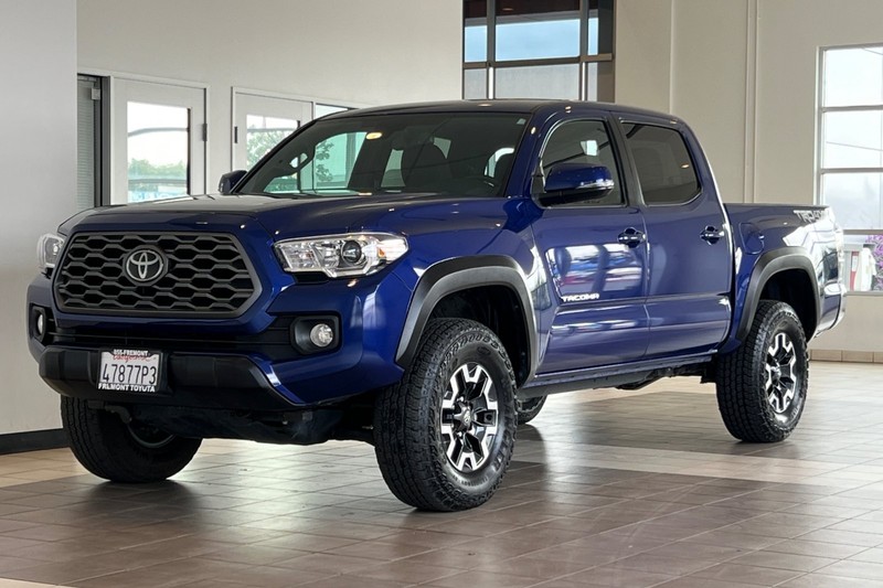 Toyota Tacoma 4WD Vehicle Full-screen Gallery Image 08
