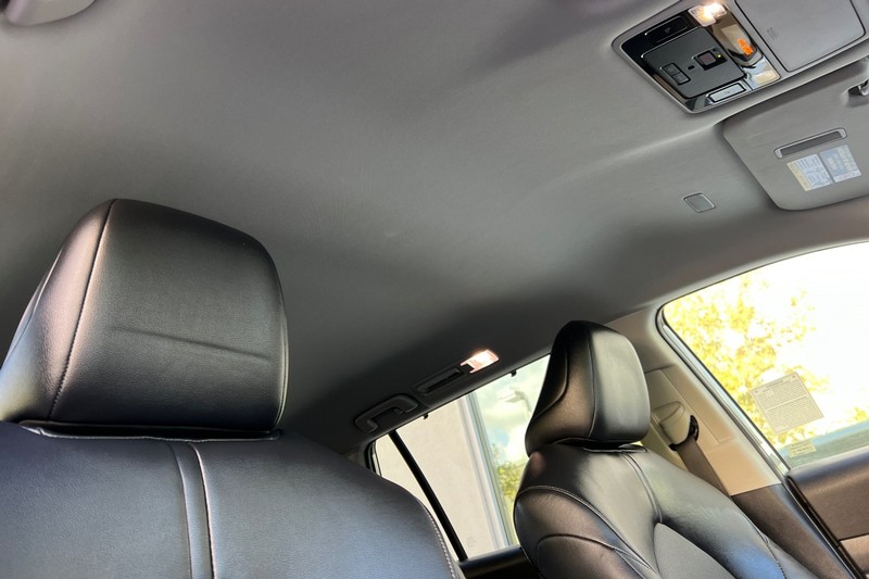 Toyota Grand Highlander Vehicle Full-screen Gallery Image 18