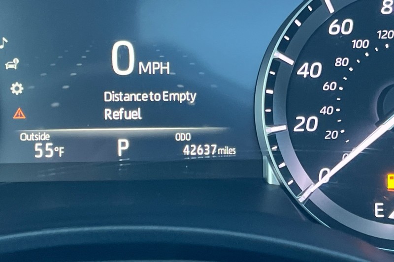 Toyota Highlander Vehicle Full-screen Gallery Image 27