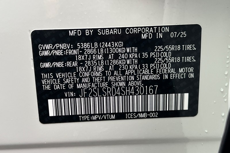 Subaru Forester Hybrid Vehicle Full-screen Gallery Image 30