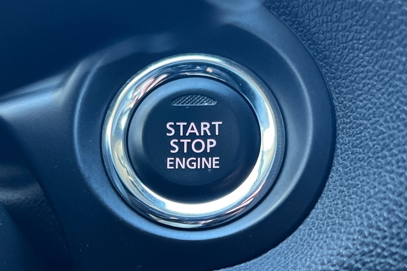 Mitsubishi Outlander Sport Vehicle Full-screen Gallery Image 22