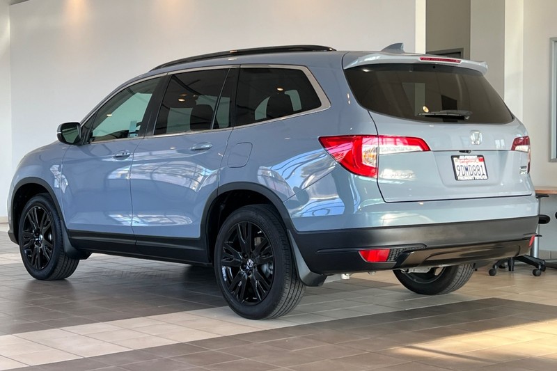 Honda Pilot Vehicle Full-screen Gallery Image 06