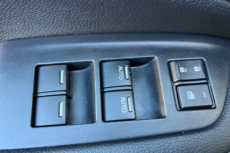 Honda Pilot Vehicle Full-screen Gallery Image 11