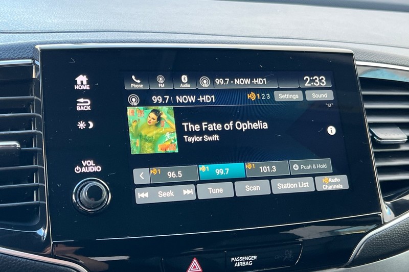 Honda Pilot Vehicle Full-screen Gallery Image 19