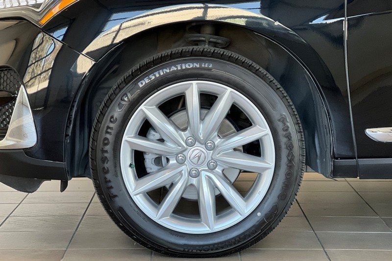 Acura RDX Vehicle Full-screen Gallery Image 26