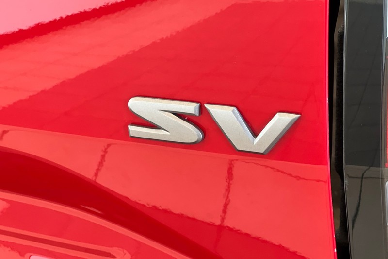 Nissan Frontier Vehicle Full-screen Gallery Image 26