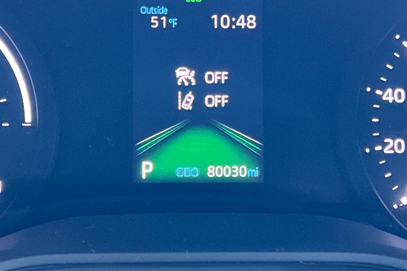 Toyota Sienna Vehicle Full-screen Gallery Image 26