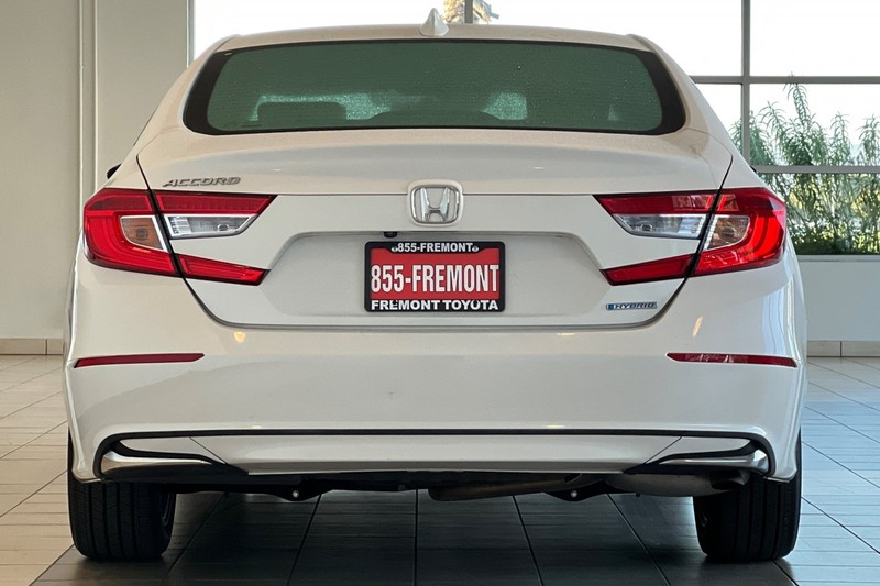 Honda Accord Hybrid Vehicle Full-screen Gallery Image 05