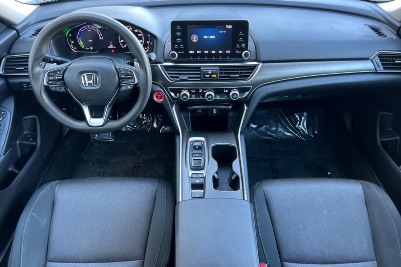 Honda Accord Hybrid Vehicle Full-screen Gallery Image 13