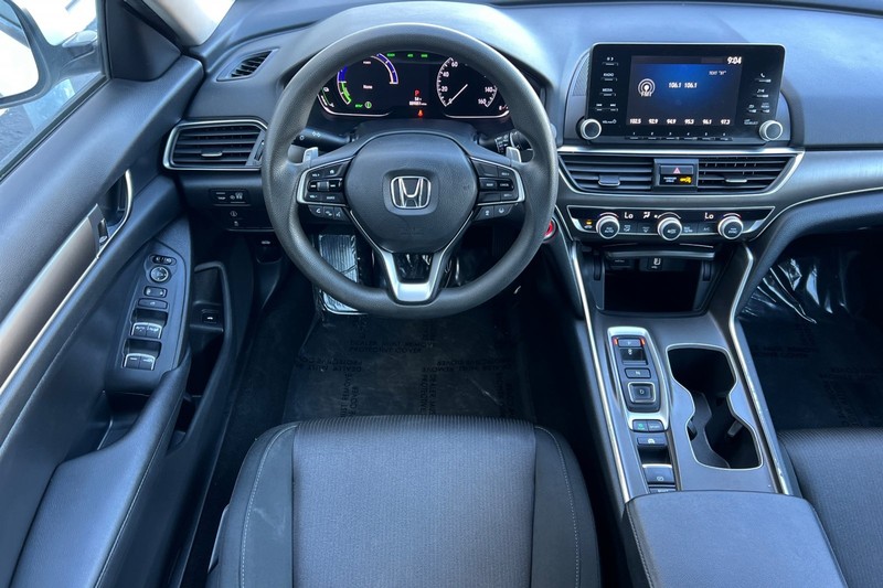 Honda Accord Hybrid Vehicle Full-screen Gallery Image 14