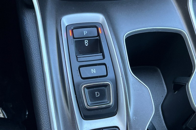 Honda Accord Hybrid Vehicle Full-screen Gallery Image 20