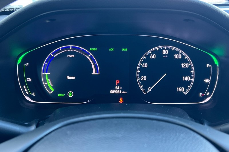 Honda Accord Hybrid Vehicle Full-screen Gallery Image 23