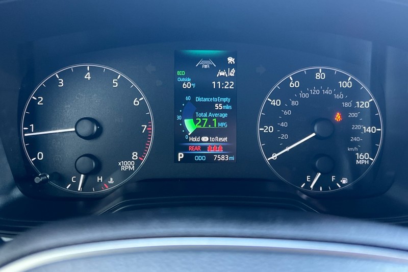 Toyota Corolla Vehicle Full-screen Gallery Image 23