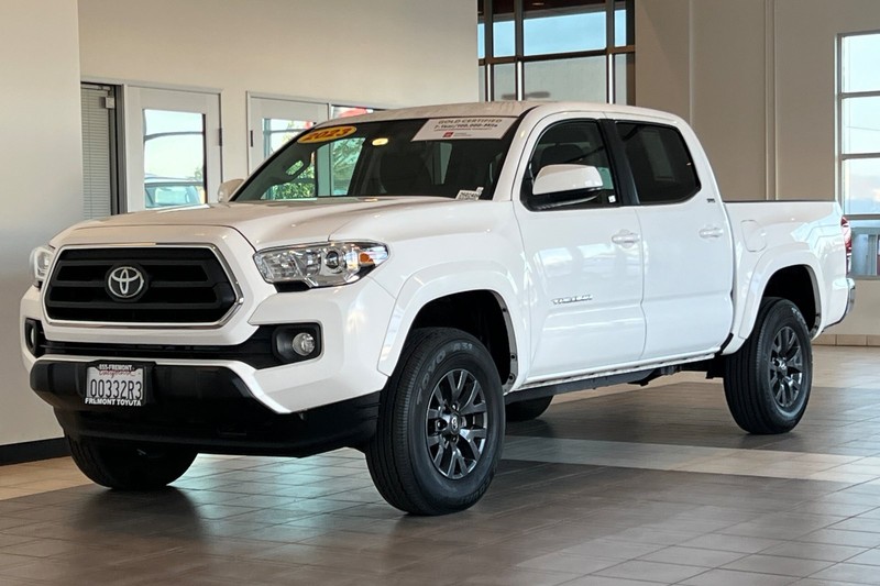 Toyota Tacoma 4WD Vehicle Full-screen Gallery Image 08