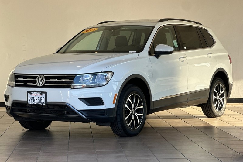 Volkswagen Tiguan Vehicle Full-screen Gallery Image 08