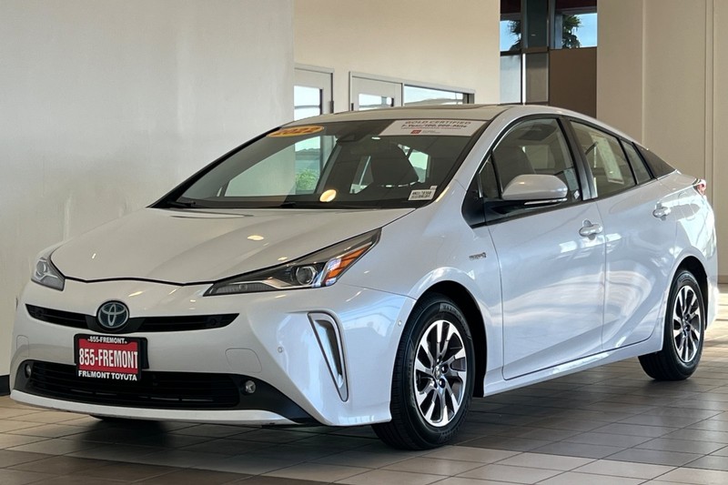 Toyota Prius Vehicle Full-screen Gallery Image 08