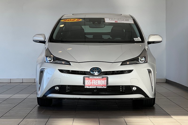 Toyota Prius Vehicle Full-screen Gallery Image 09