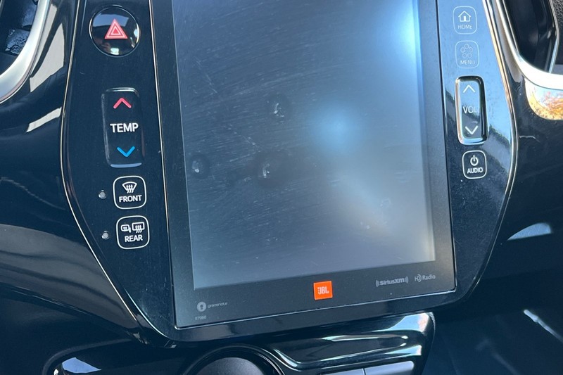 Toyota Prius Vehicle Full-screen Gallery Image 21