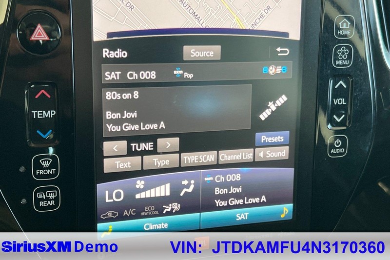 Toyota Prius Vehicle Full-screen Gallery Image 29