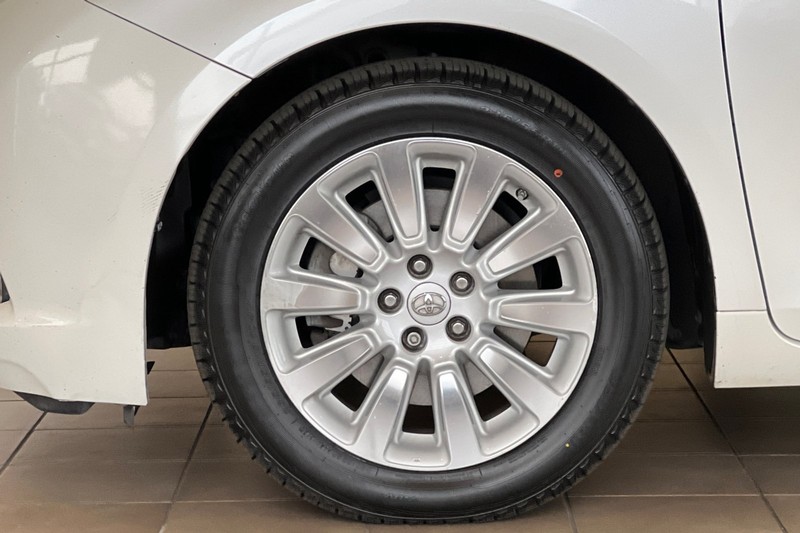 Toyota Sienna Vehicle Full-screen Gallery Image 27