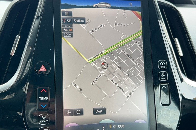 Toyota Prius Prime Vehicle Full-screen Gallery Image 19