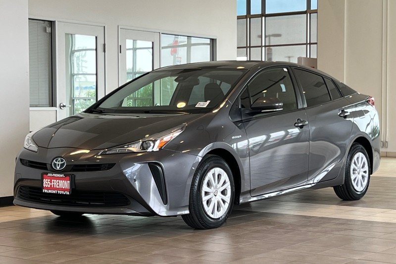 Toyota Prius Vehicle Full-screen Gallery Image 08