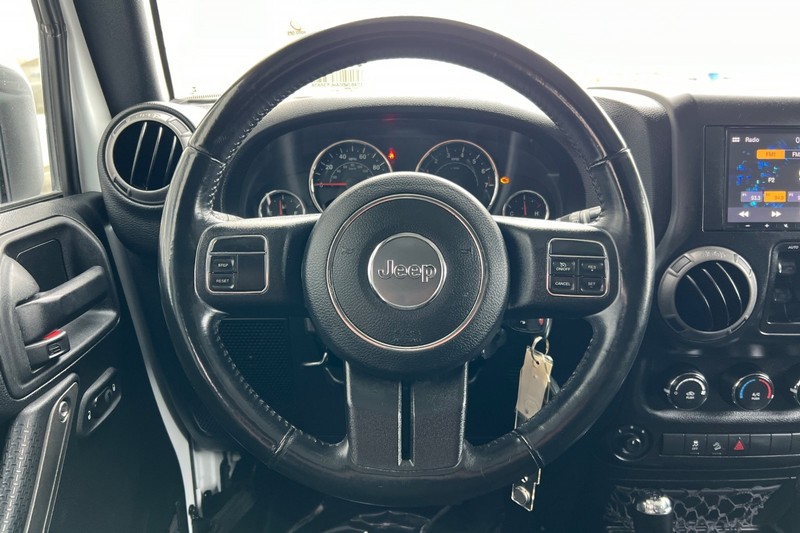 Jeep Wrangler Unlimited Vehicle Full-screen Gallery Image 22