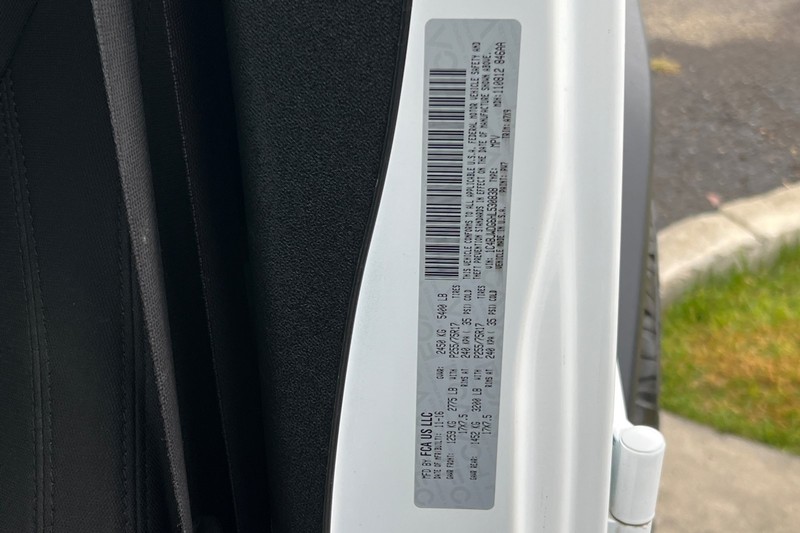 Jeep Wrangler Unlimited Vehicle Full-screen Gallery Image 27