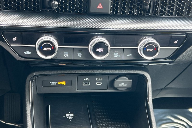 Honda CR-V Vehicle Full-screen Gallery Image 20