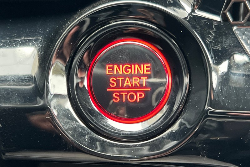 Honda CR-V Vehicle Full-screen Gallery Image 22