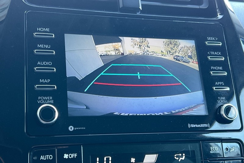 Toyota Prius Vehicle Full-screen Gallery Image 19