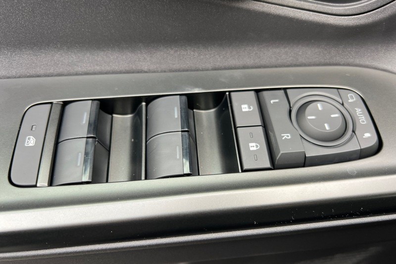 Toyota bZ Vehicle Full-screen Gallery Image 09