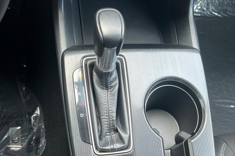 Honda Civic Sedan Vehicle Full-screen Gallery Image 20