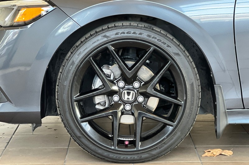 Honda Civic Sedan Vehicle Full-screen Gallery Image 25