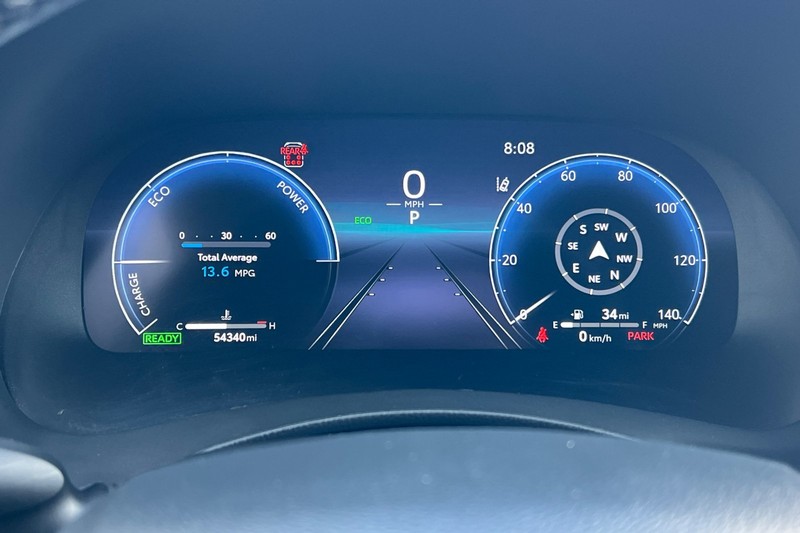 Toyota Highlander Vehicle Full-screen Gallery Image 25